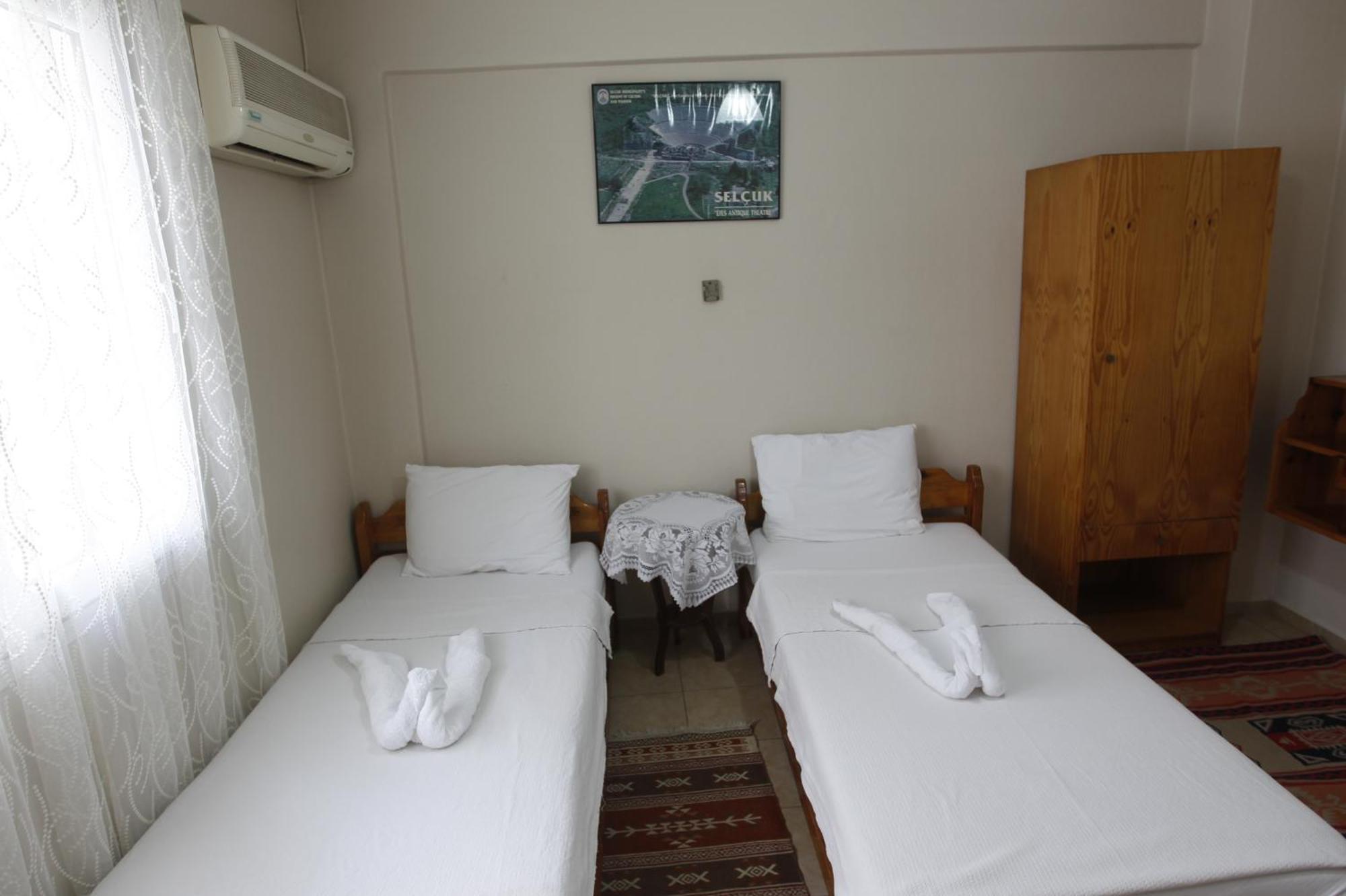 Vardar Pension Selçuk Buitenkant foto